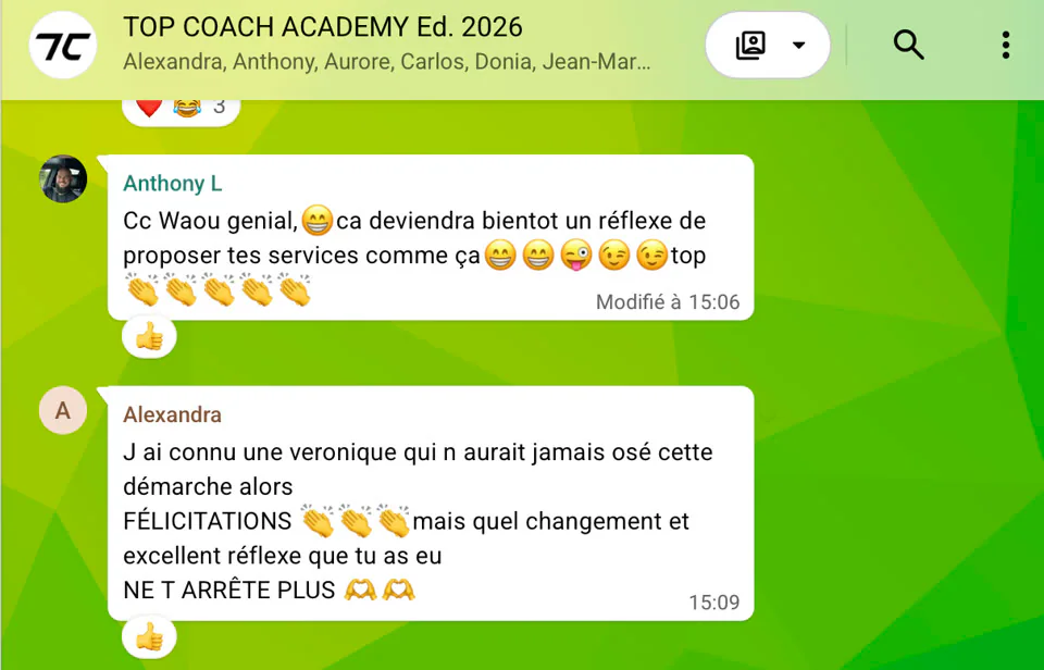 Les encouragements de la promotion à Véronique dans le groupe WhatsApp